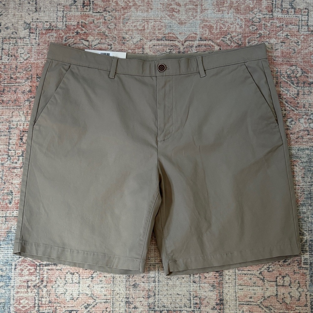 English Laundry The CEO Midway Short Size 40
